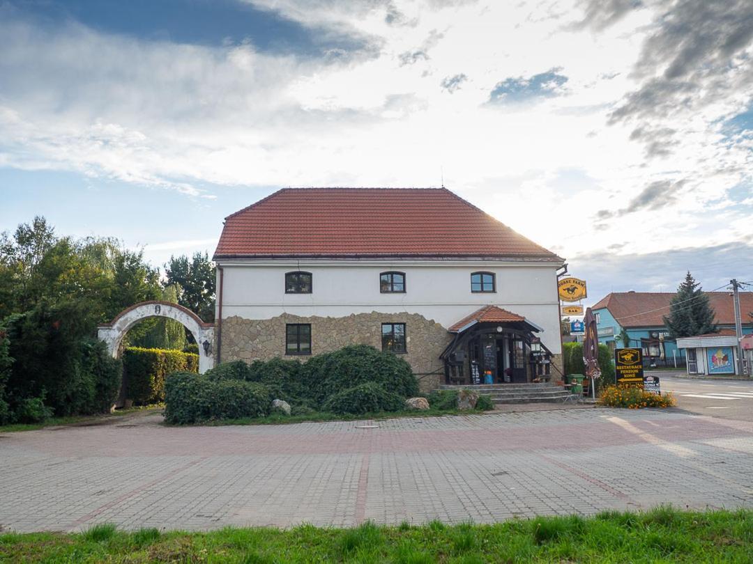 Penzion Horse Farm Lechovice Extérieur photo